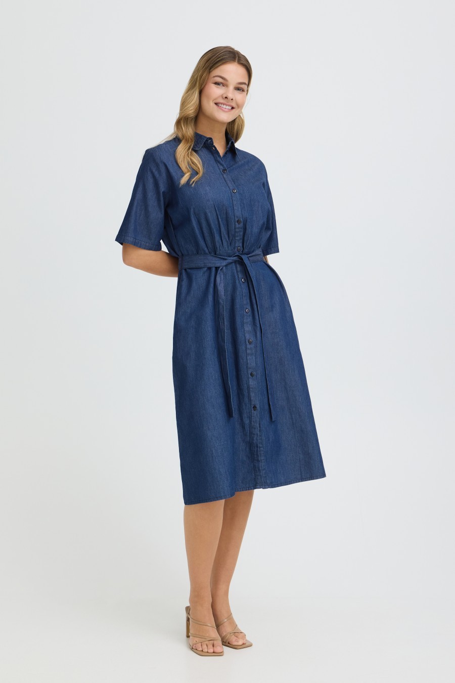 φόρεμα τζιν σεμιζιέ